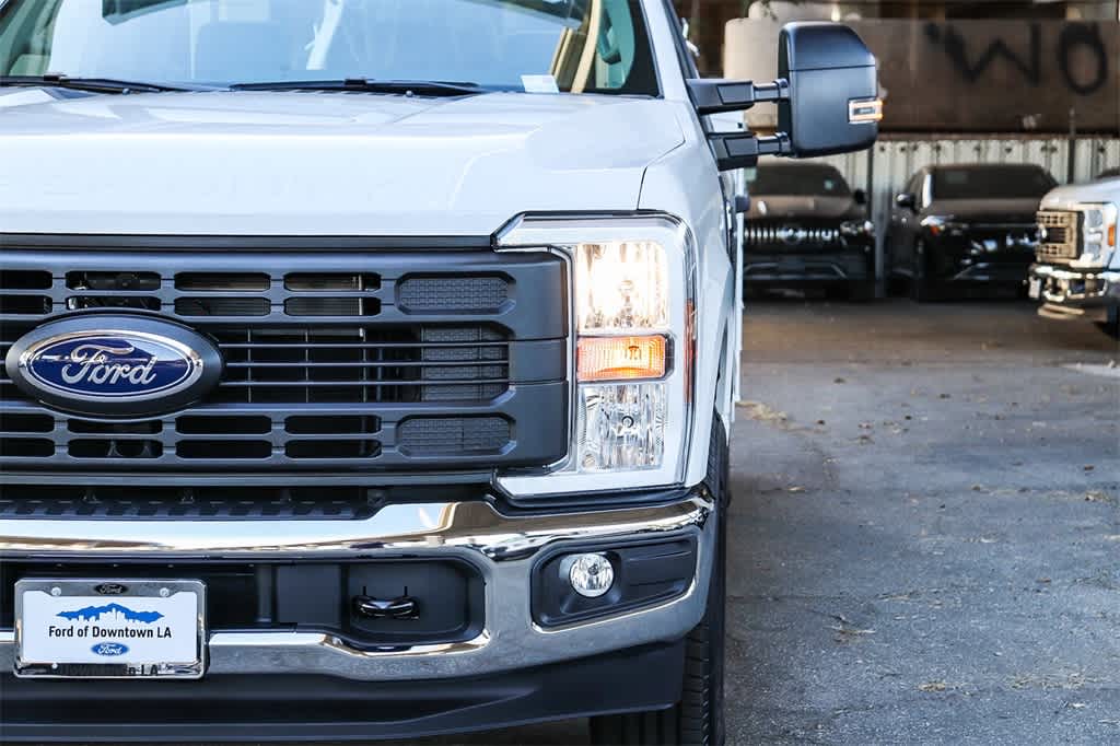 2026 Ford F-250 XL photo 4