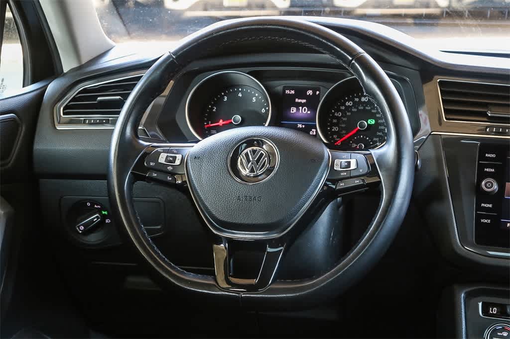 Thumbnail: 2019 Volkswagen Tiguan - 16