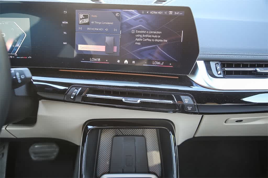 Thumbnail: 2024 BMW X1 - 12