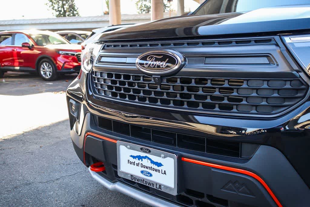 Thumbnail: 2023 Ford Explorer - 5