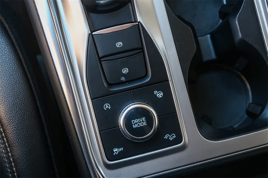 Thumbnail: 2020 Ford Explorer - 22