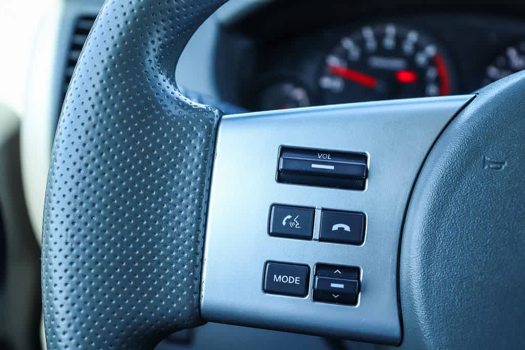 Thumbnail: 2015 Nissan Frontier - 21