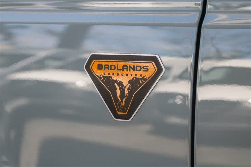 Thumbnail: 2022 Ford Bronco - 14