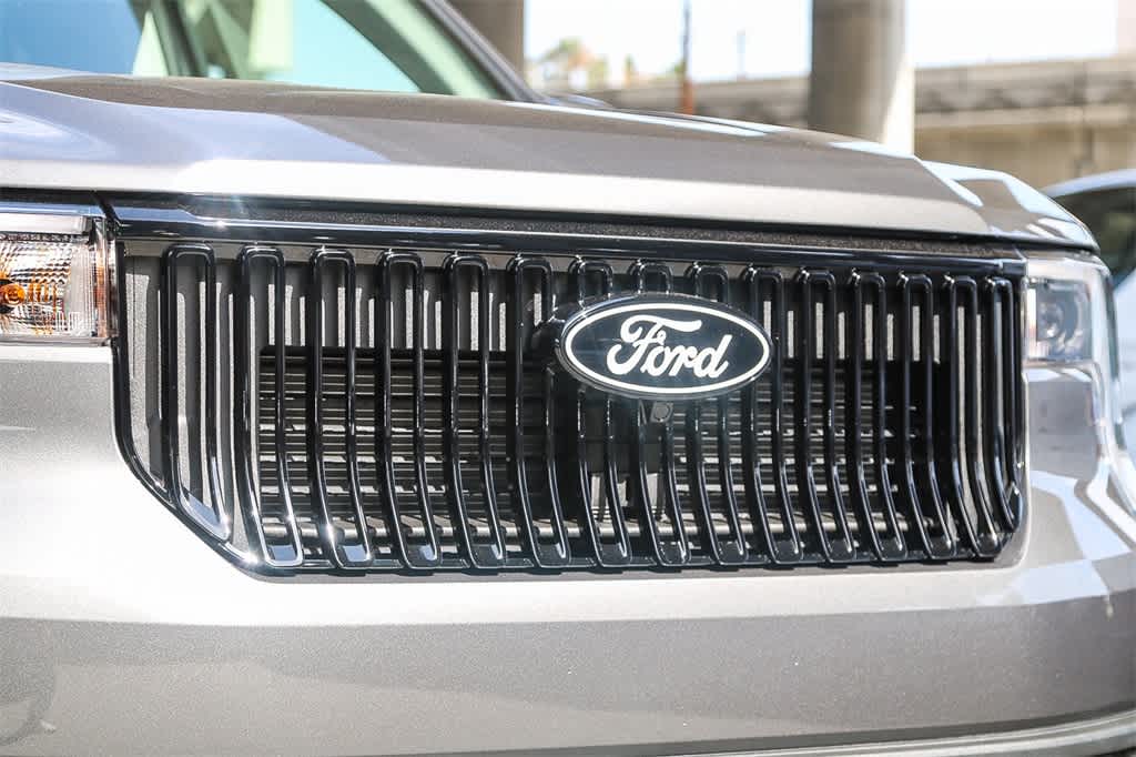 2025 Ford Maverick Lobo Standard