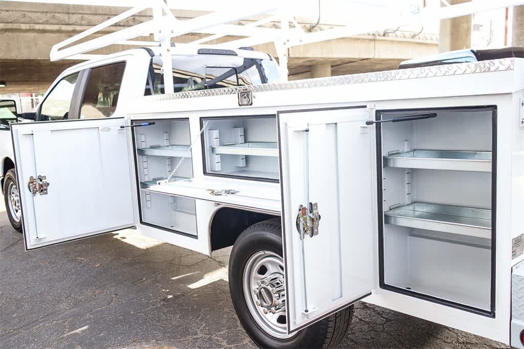 Thumbnail: 2026 Ford F-350 - 13