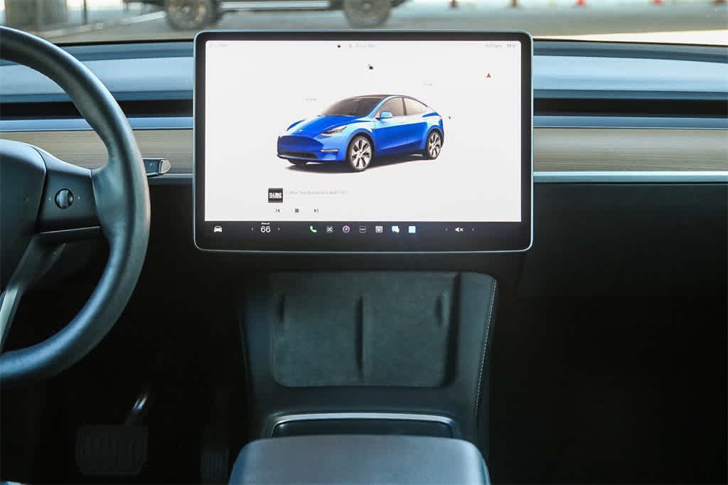 Thumbnail: 2022 Tesla Model Y - 13