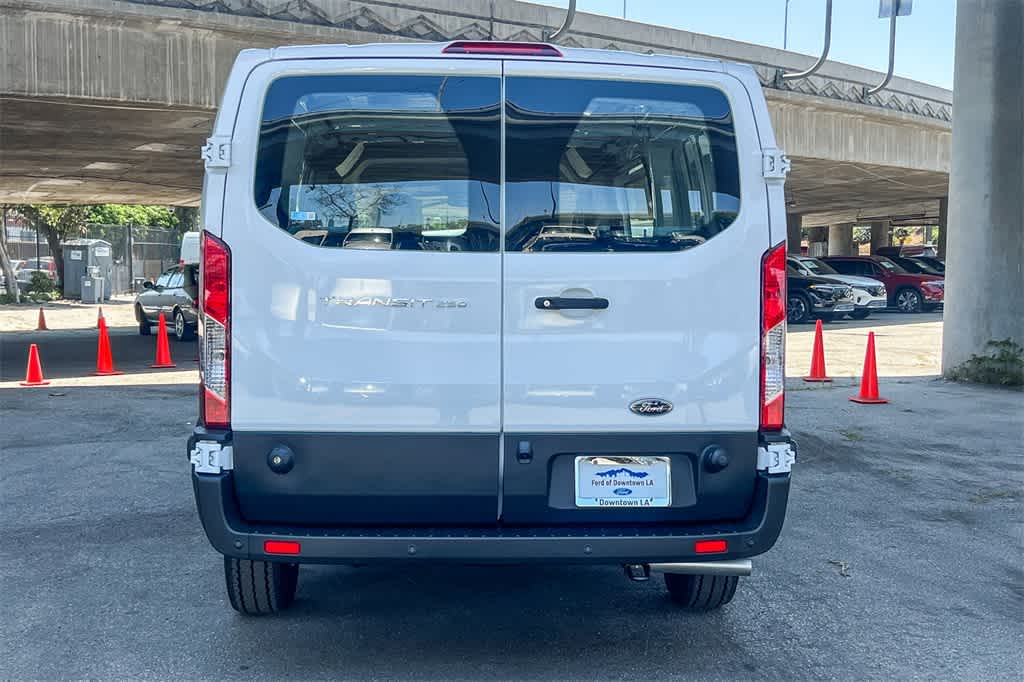 2024 Ford Transit 250