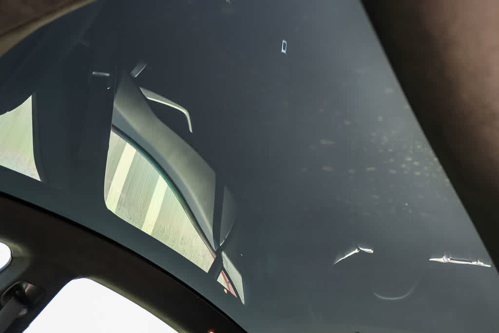 Thumbnail: 2019 Tesla Model S - 26