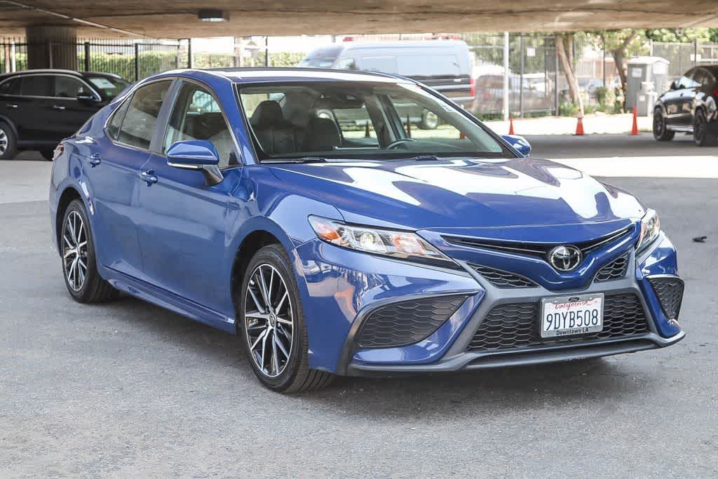 Thumbnail: 2023 Toyota Camry - 3