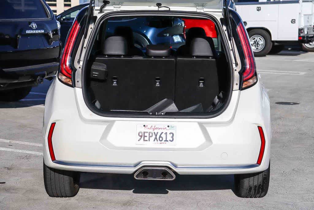 Thumbnail: 2023 Kia Soul - 24