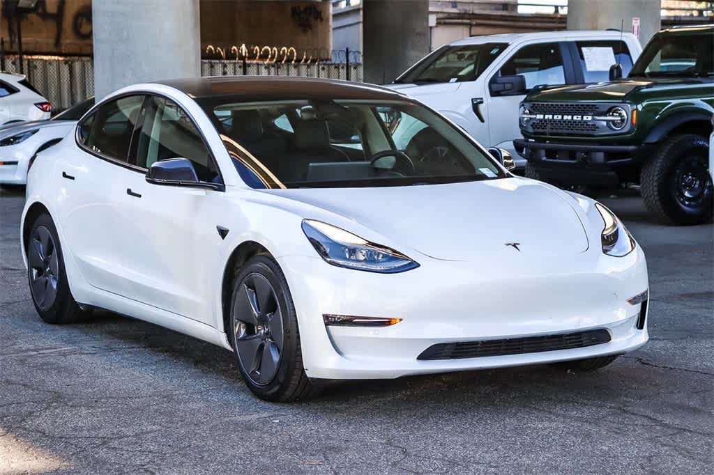 Thumbnail: 2021 Tesla Model 3 - 3