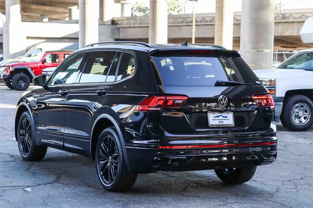 Thumbnail: 2022 Volkswagen Tiguan - 6