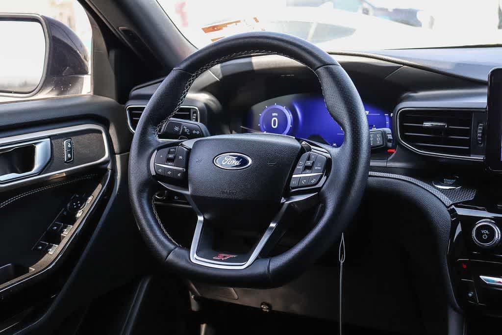 Thumbnail: 2023 Ford Explorer - 16