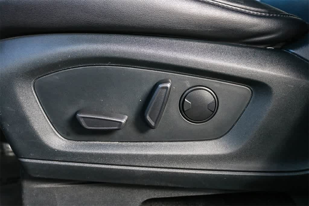 Thumbnail: 2023 Ford Explorer - 23