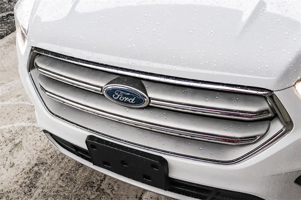 Thumbnail: 2018 Ford Escape - 8