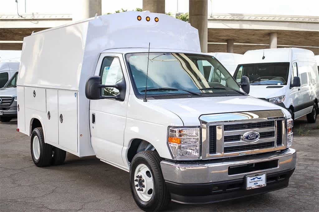 New 2025 Ford E-350 Cutaway Base Truck