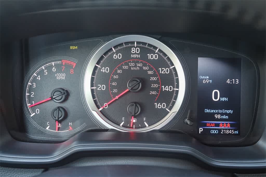 2022 Toyota Corolla SE 24