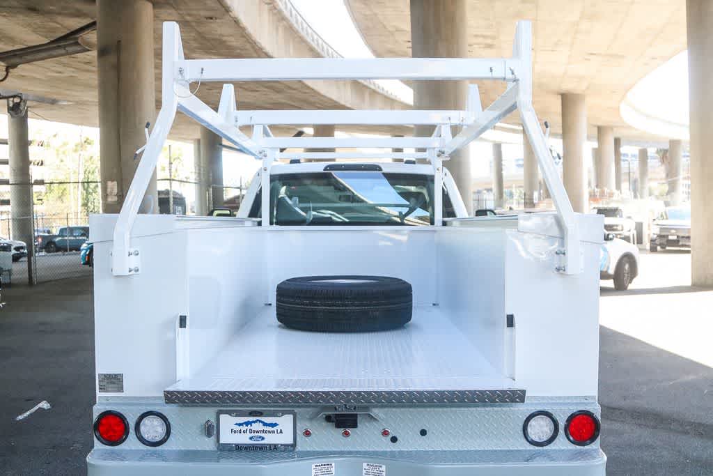 Thumbnail: 2026 Ford F-350 - 33