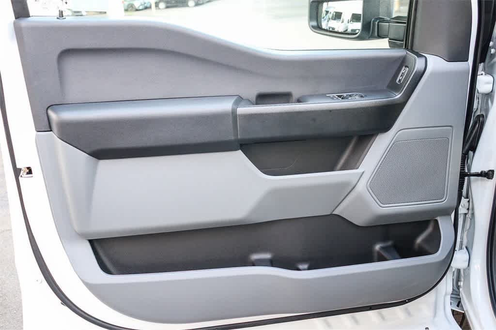 Thumbnail: 2026 Ford F-350 - 26