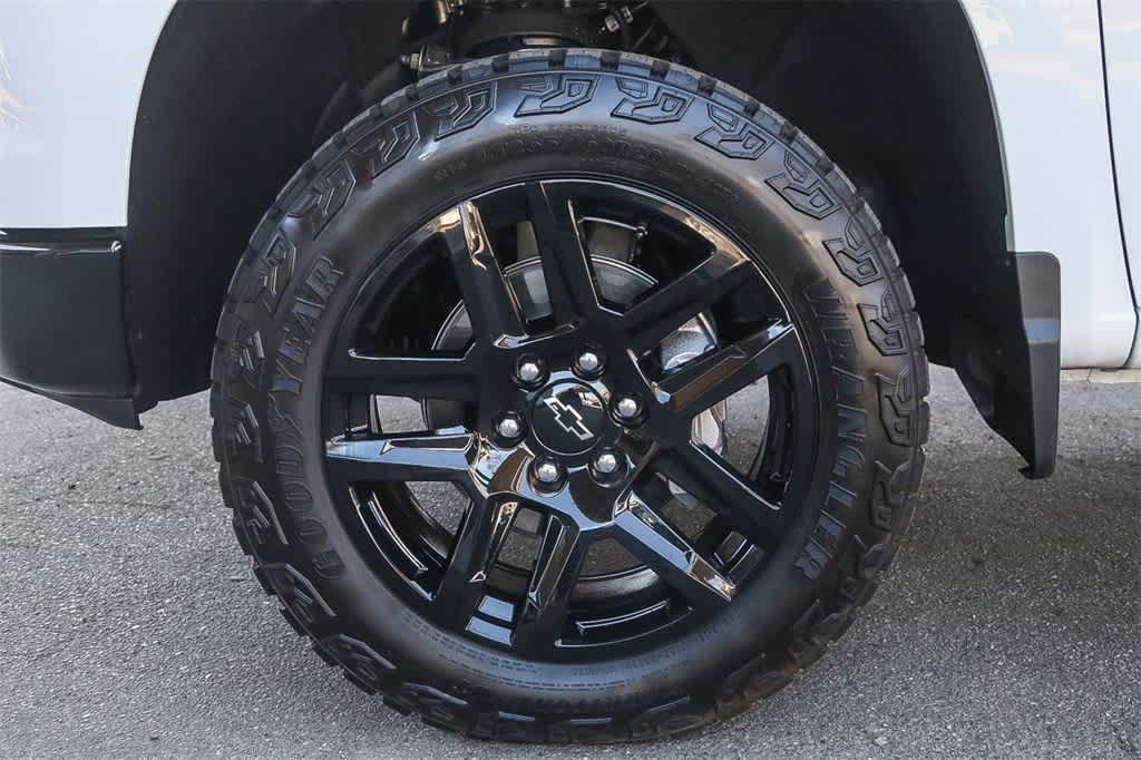 Thumbnail: 2025 Chevrolet Silverado 1500 - 11