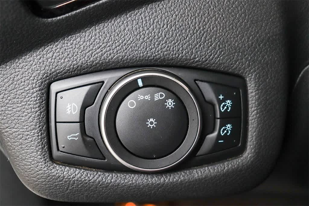 Thumbnail: 2018 Ford Escape - 22