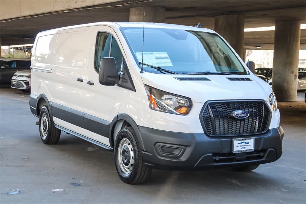 2025 Ford Transit photo 3
