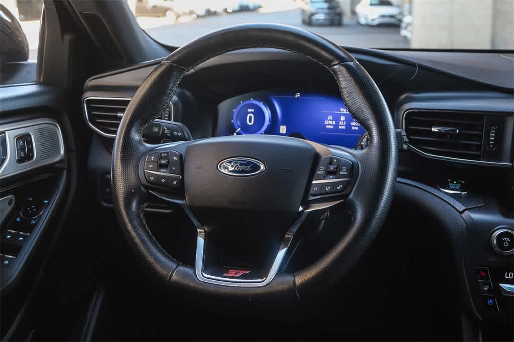 Thumbnail: 2020 Ford Explorer - 16