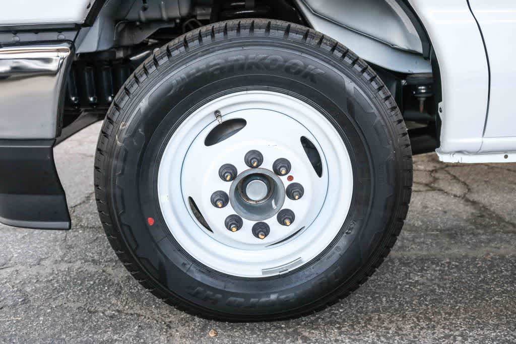 Thumbnail: 2026 Ford Econoline - 15