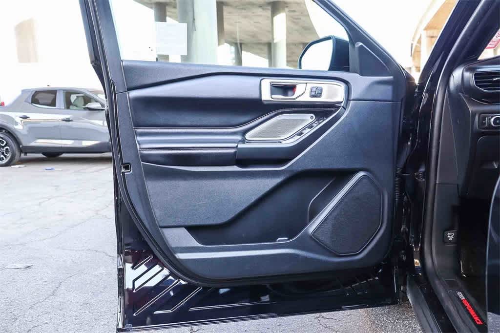 Thumbnail: 2020 Ford Explorer - 24