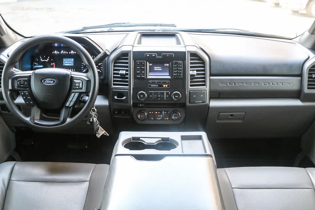 Thumbnail: 2017 Ford F-550 - 13