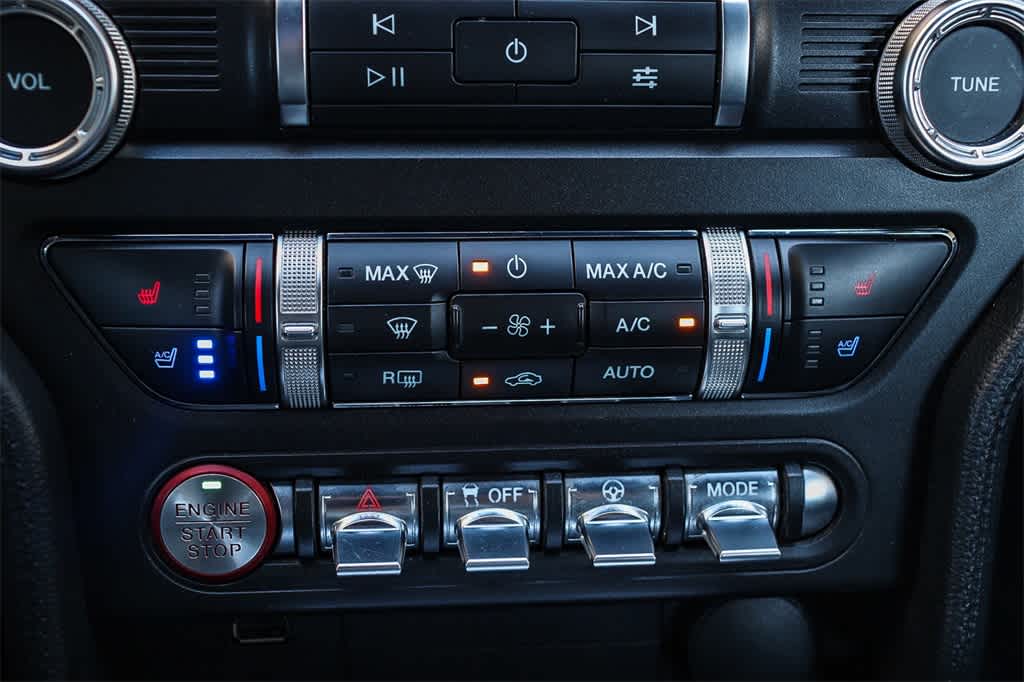 Thumbnail: 2022 Ford Mustang - 20