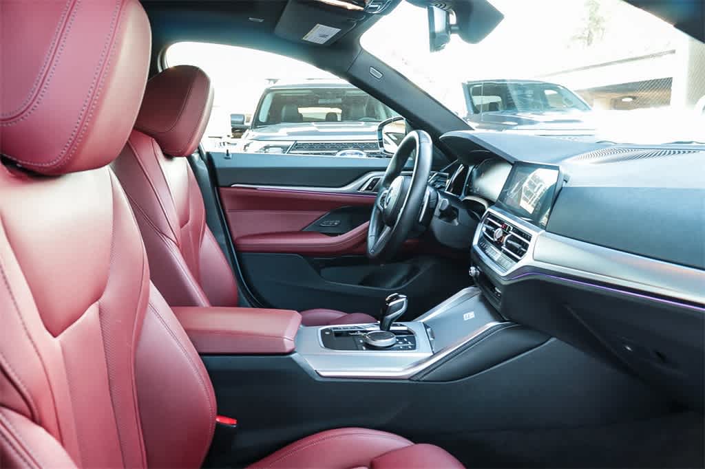 Thumbnail: 2022 BMW 4 Series - 16