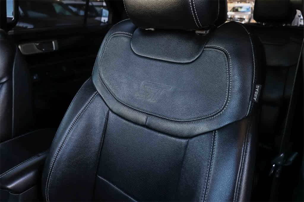 Thumbnail: 2020 Ford Explorer - 29