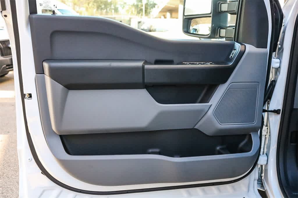 Thumbnail: 2026 Ford F-550 - 30