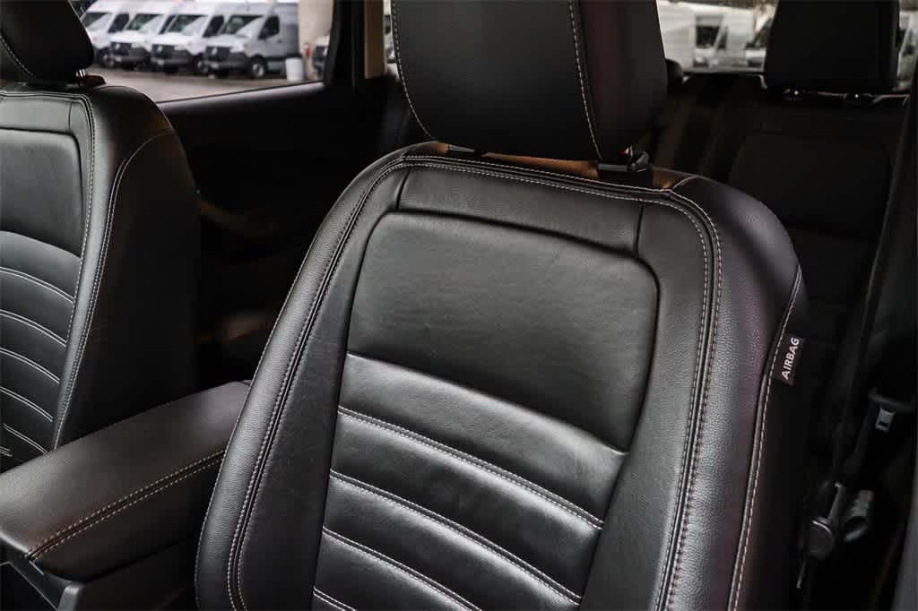 Thumbnail: 2018 Ford Escape - 25