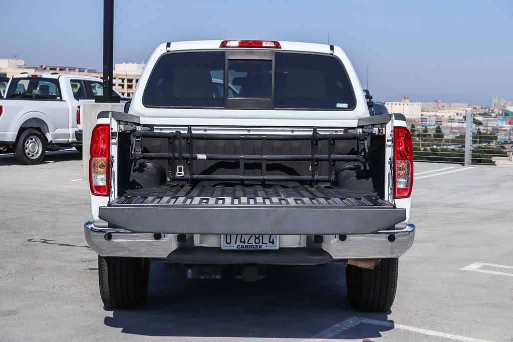 Thumbnail: 2015 Nissan Frontier - 26