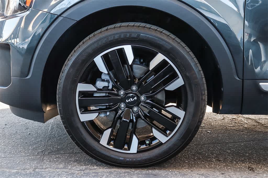 Thumbnail: 2023 Kia Telluride - 11