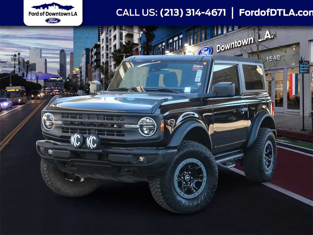 2023 Ford Bronco 2-Door Base