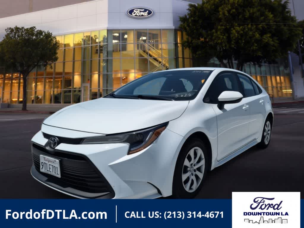 2025 Toyota Corolla LE CVT's photo