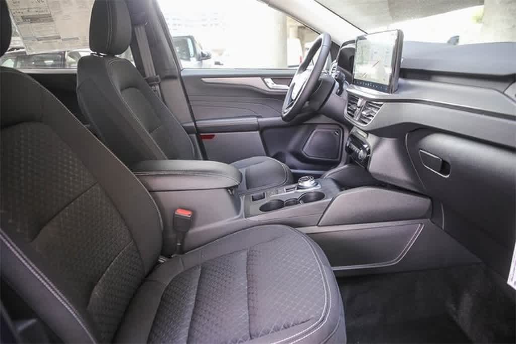 Thumbnail: 2024 Ford Escape - 15