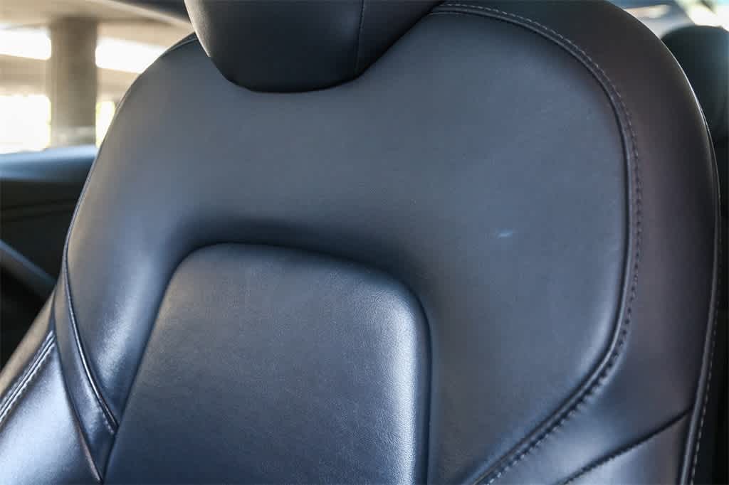 Thumbnail: 2019 Tesla Model 3 - 24