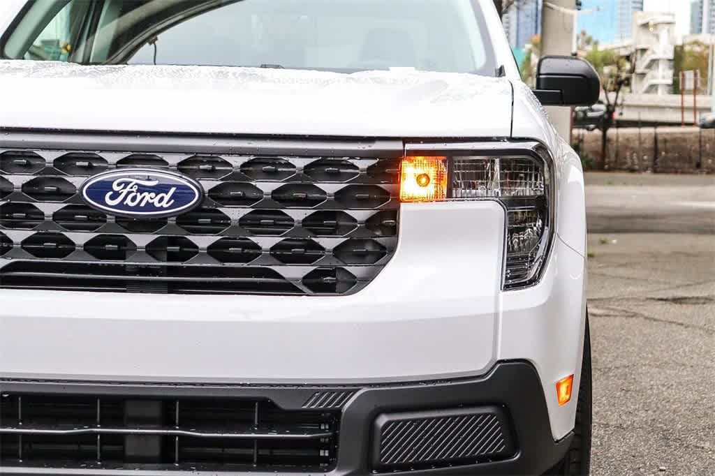 New 2025 Ford Maverick XL Truck SuperCrew