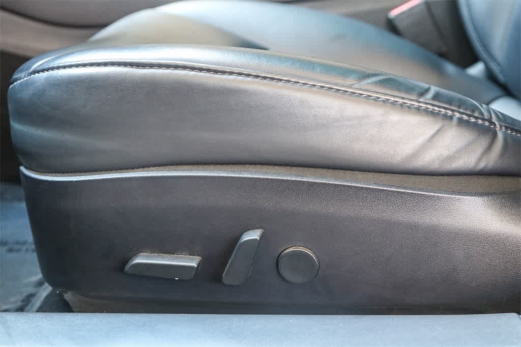 Thumbnail: 2019 Tesla Model 3 - 21