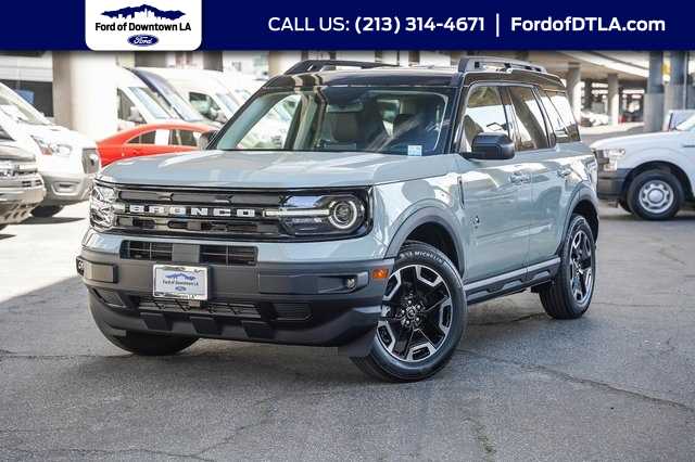 2024 Ford Bronco Sport Outer Banks -
                Los Angeles, CA