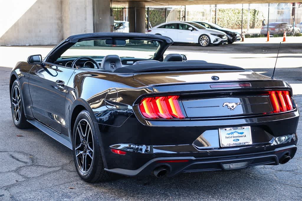 Thumbnail: 2022 Ford Mustang - 17