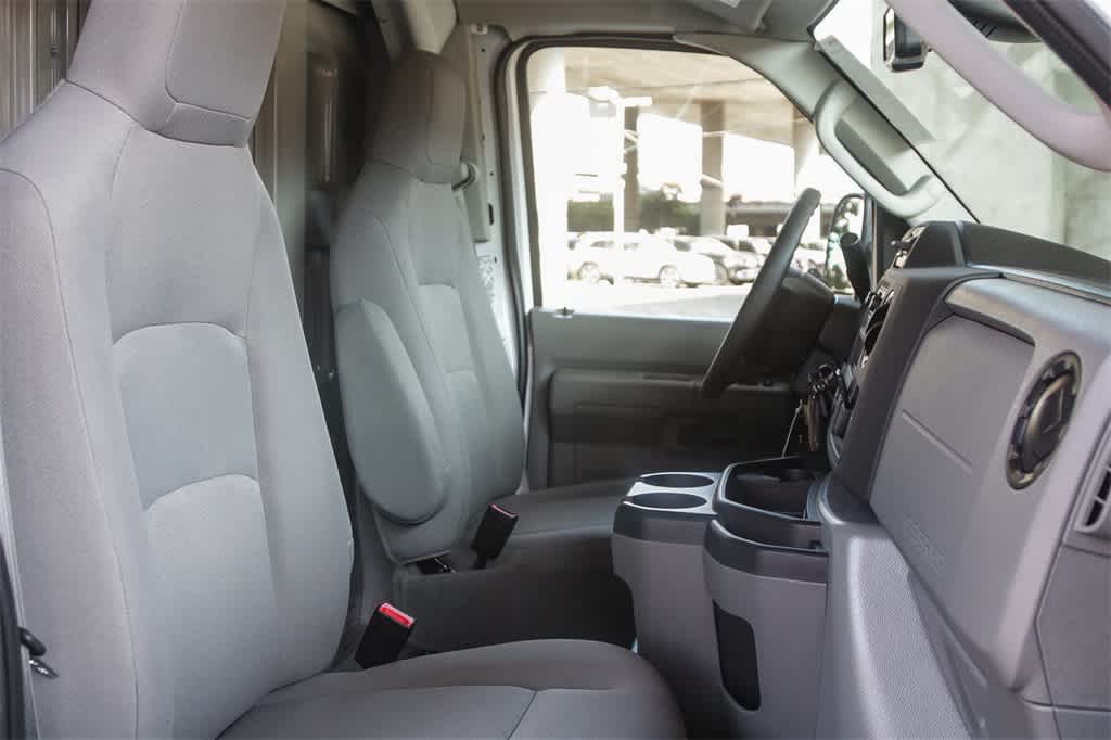 Thumbnail: 2026 Ford Econoline - 24