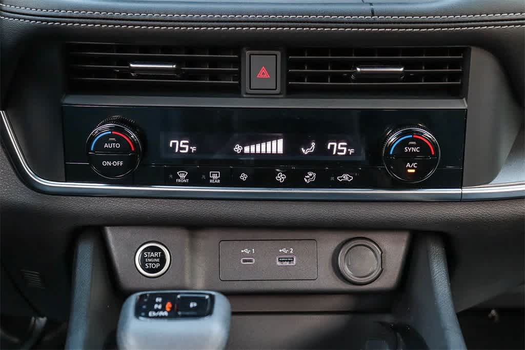 Thumbnail: 2023 Nissan Rogue - 14