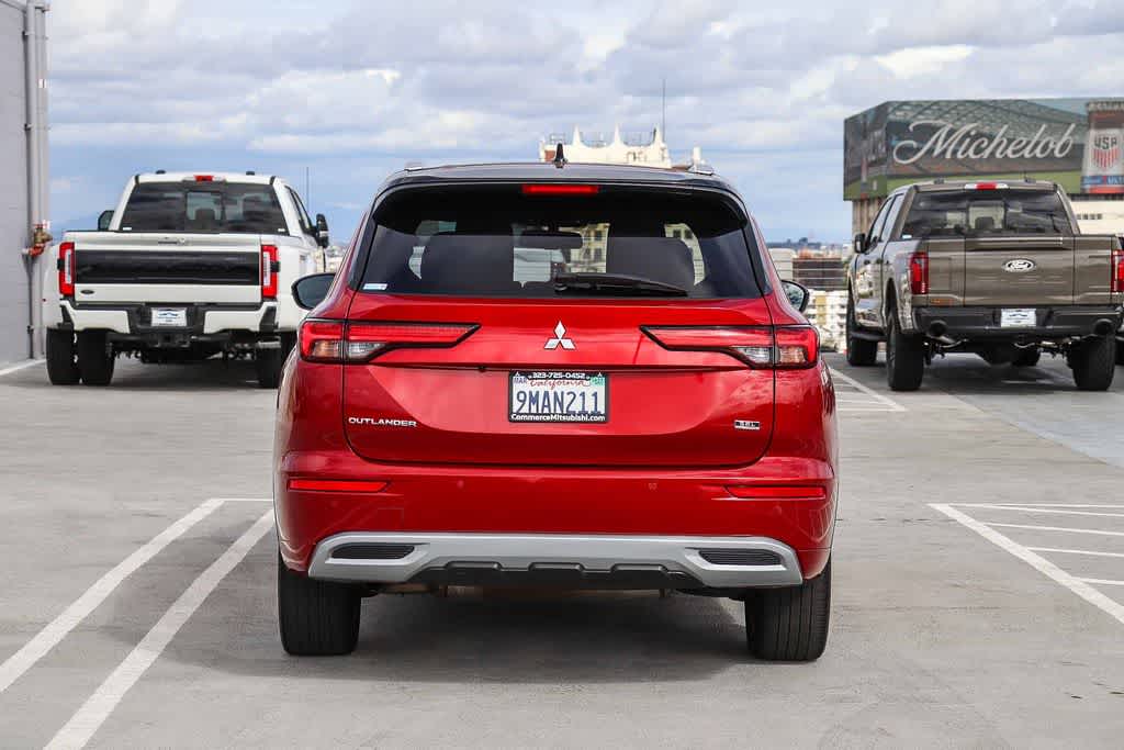 Thumbnail: 2023 Mitsubishi Outlander - 5