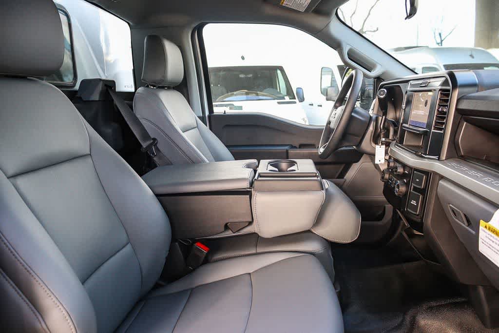 Thumbnail: 2026 Ford F-350 - 22