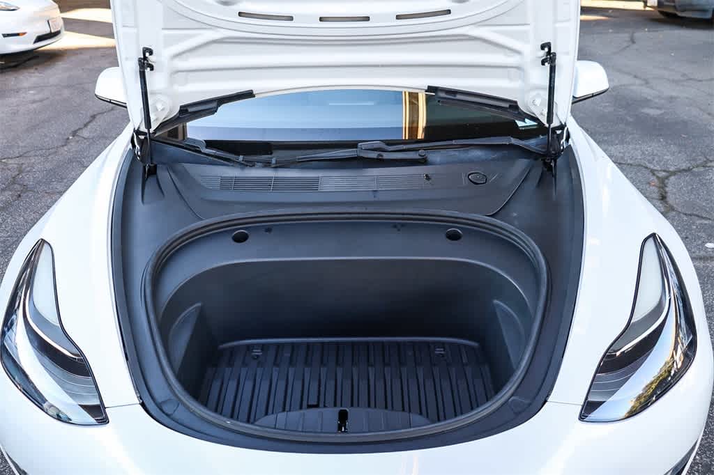 Thumbnail: 2021 Tesla Model 3 - 26